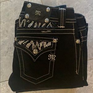 Miss me black zebra pocket